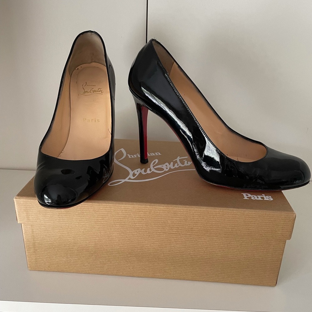 Good Black Patent Christian louboutin simple pumps